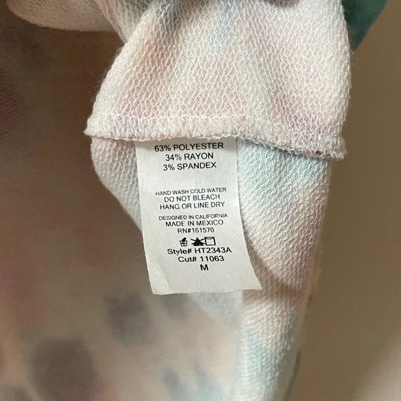 NWT: HAPTICS Tidal Tie Dye Short Sleeve shirt Size Medium - Picture 5 of 5